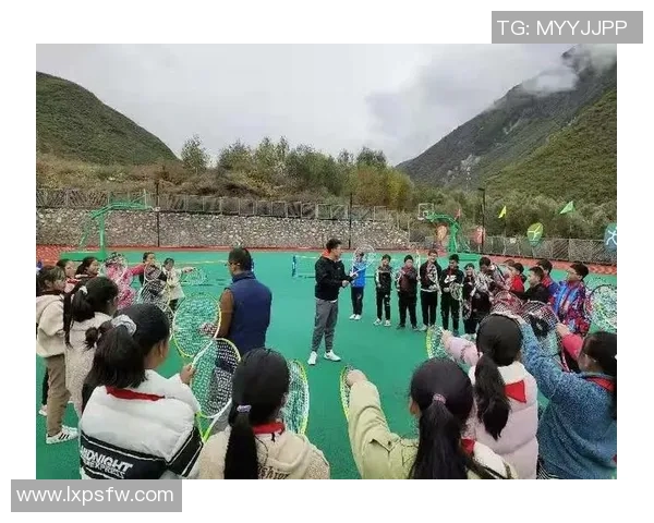 成都网球队防反体系解析：网球战术的创新与实践探讨